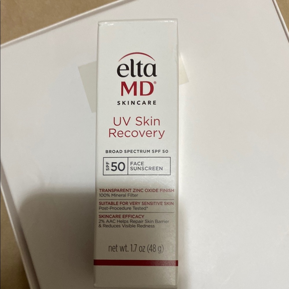 EltaMD UV Skin Recovery Face Sunscreen SPF 50 - White